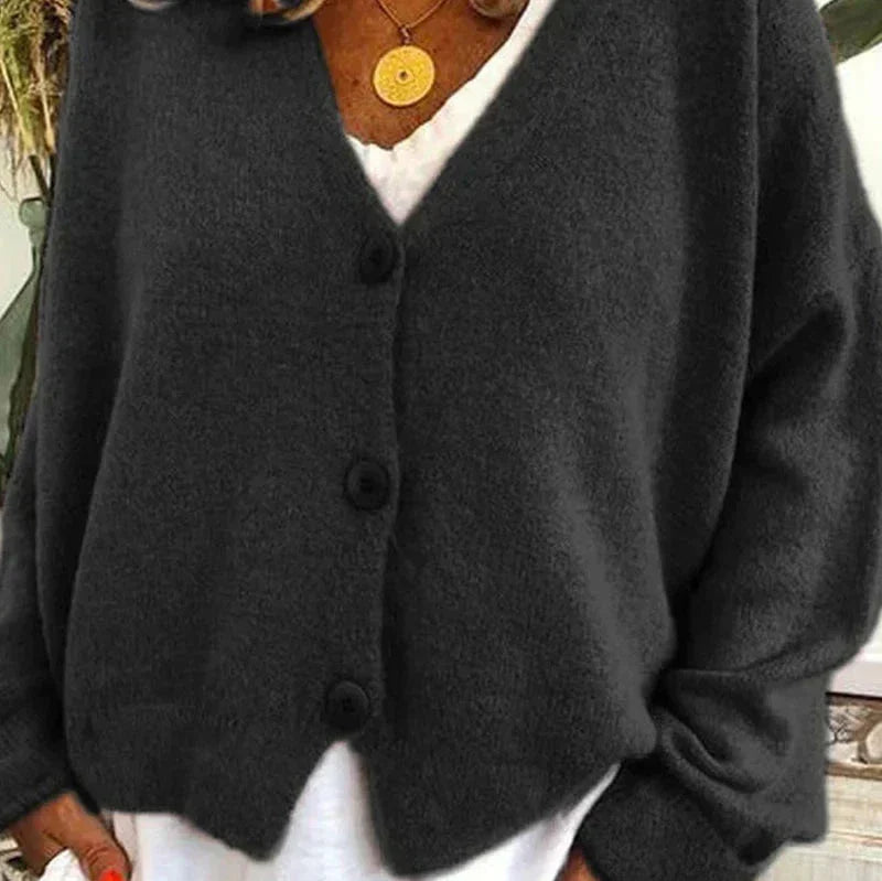 Birgit | Damen Freizeit-Strickjacke mit V-Ausschnitt und Knöpfen