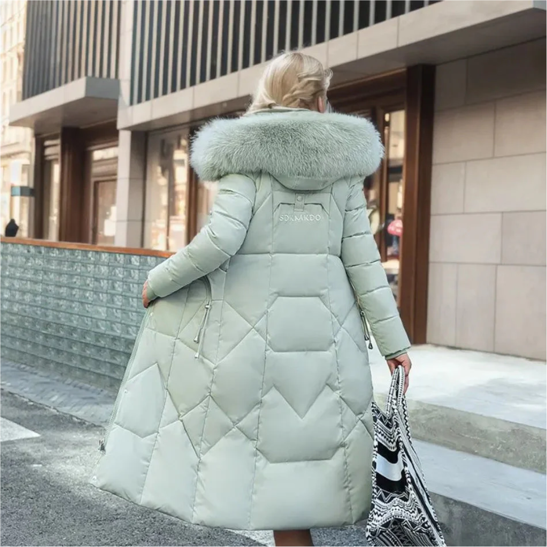 Jessica | Damen Lange Winterjacke mit Kapuze und Fellbesatz