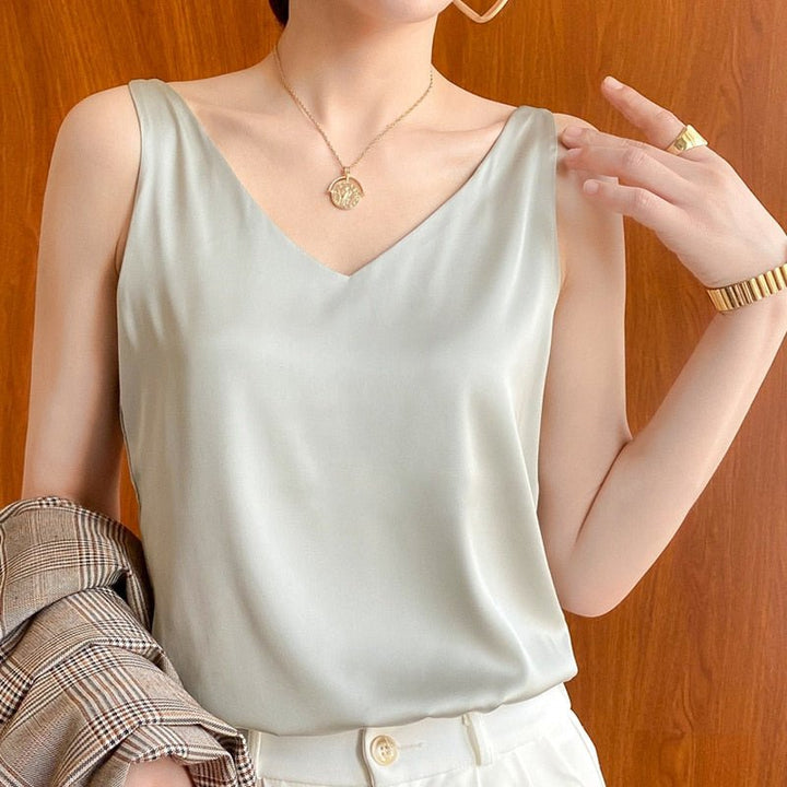 Yvonne | Stilvolles Satin V-Ausschnitt Top für Damen