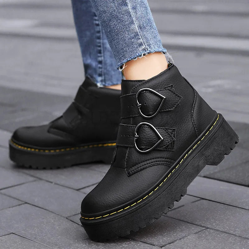 Gabriela | Damen Modische Stiefeletten mit dicker Sohle