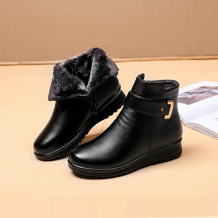 Edith | Damen Freizeitstiefeletten mit Schnalle und Fellfutter