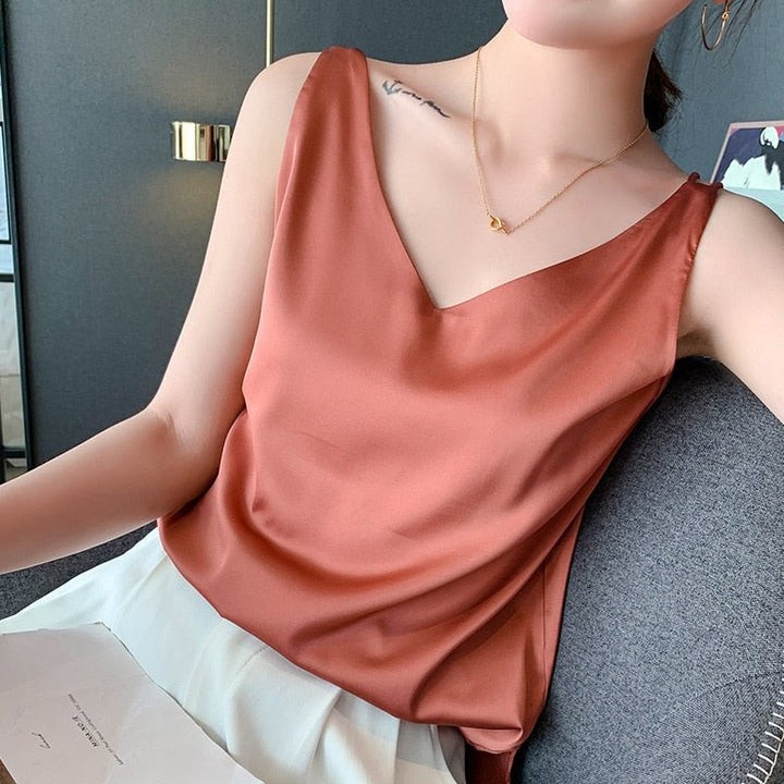 Yvonne | Stilvolles Satin V-Ausschnitt Top für Damen