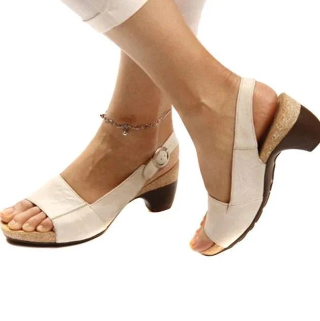 Damen Blockabsatz-Slingback-Sandalen mit offenem Zehenbereich und Schnallenverschluss - Beige