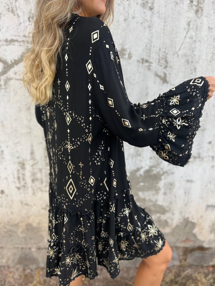 Damen Boho Midi-Kleid Stufenrock V-Ausschnitt Dreiviertelarm