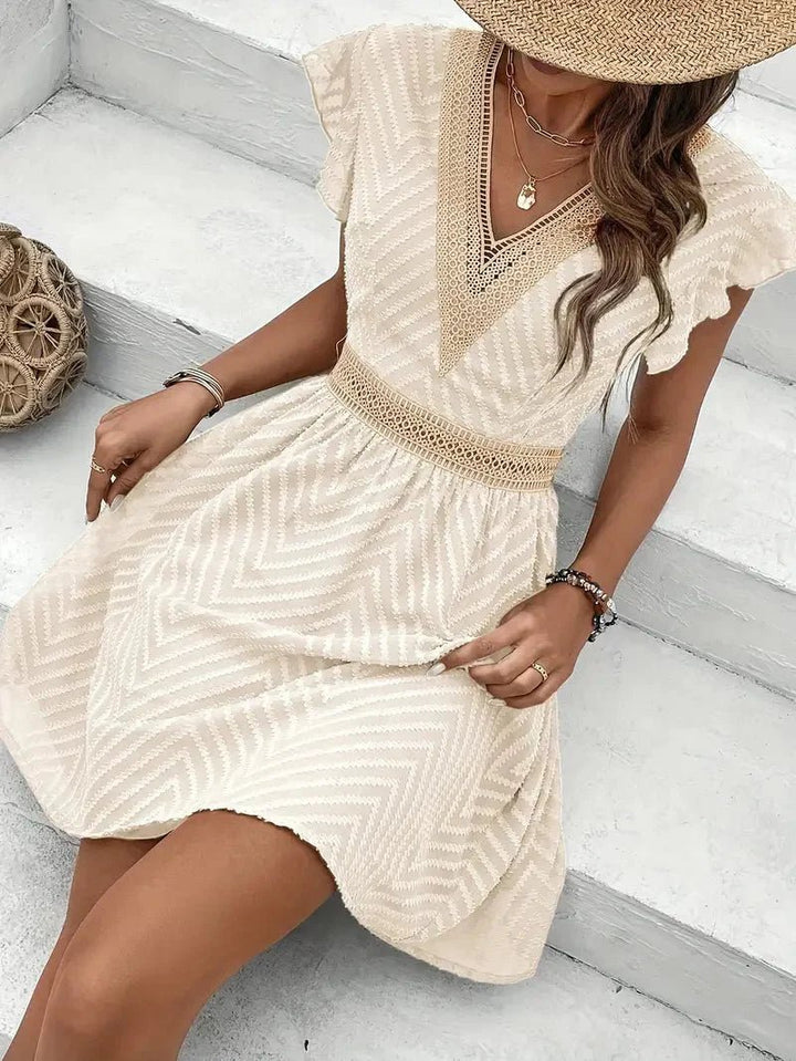 Damen Kurzärmeliges Sommerkleid mit V-Ausschnitt und Spitzendetails