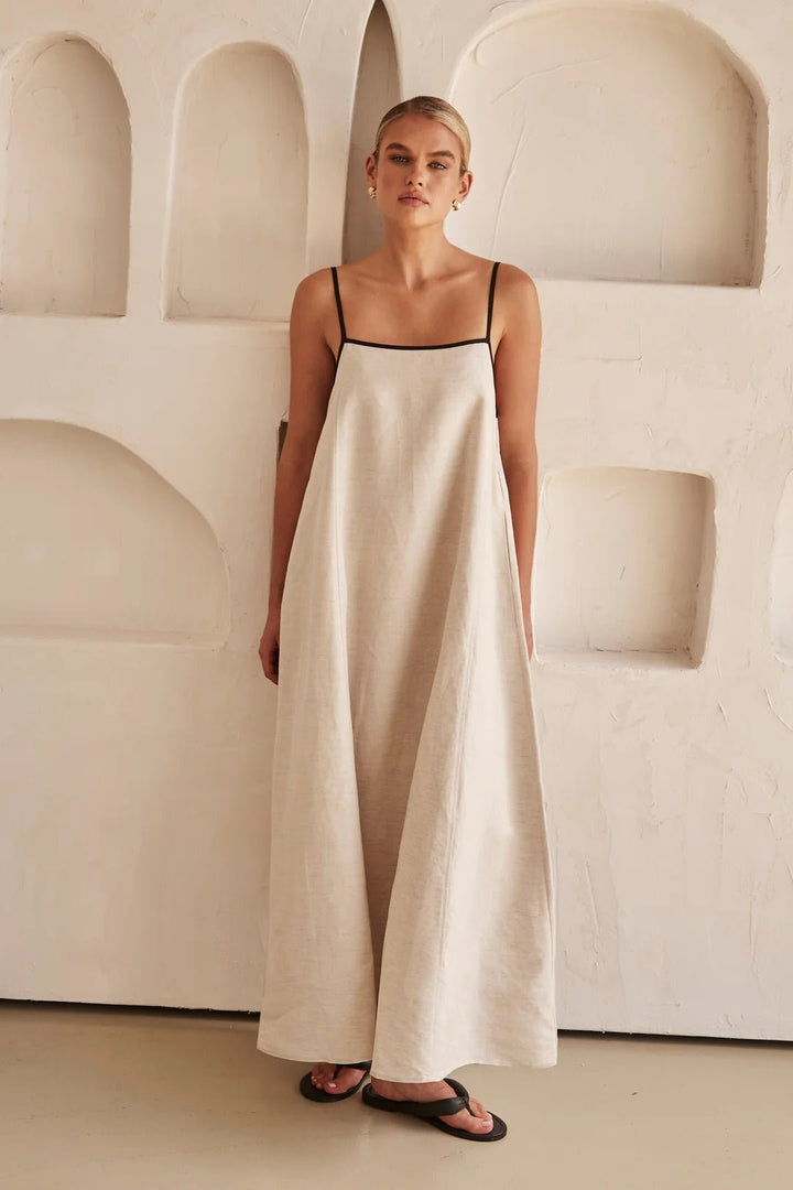 Damen Leinen Maxi-Kleid mit verstellbaren Trägern - Cream