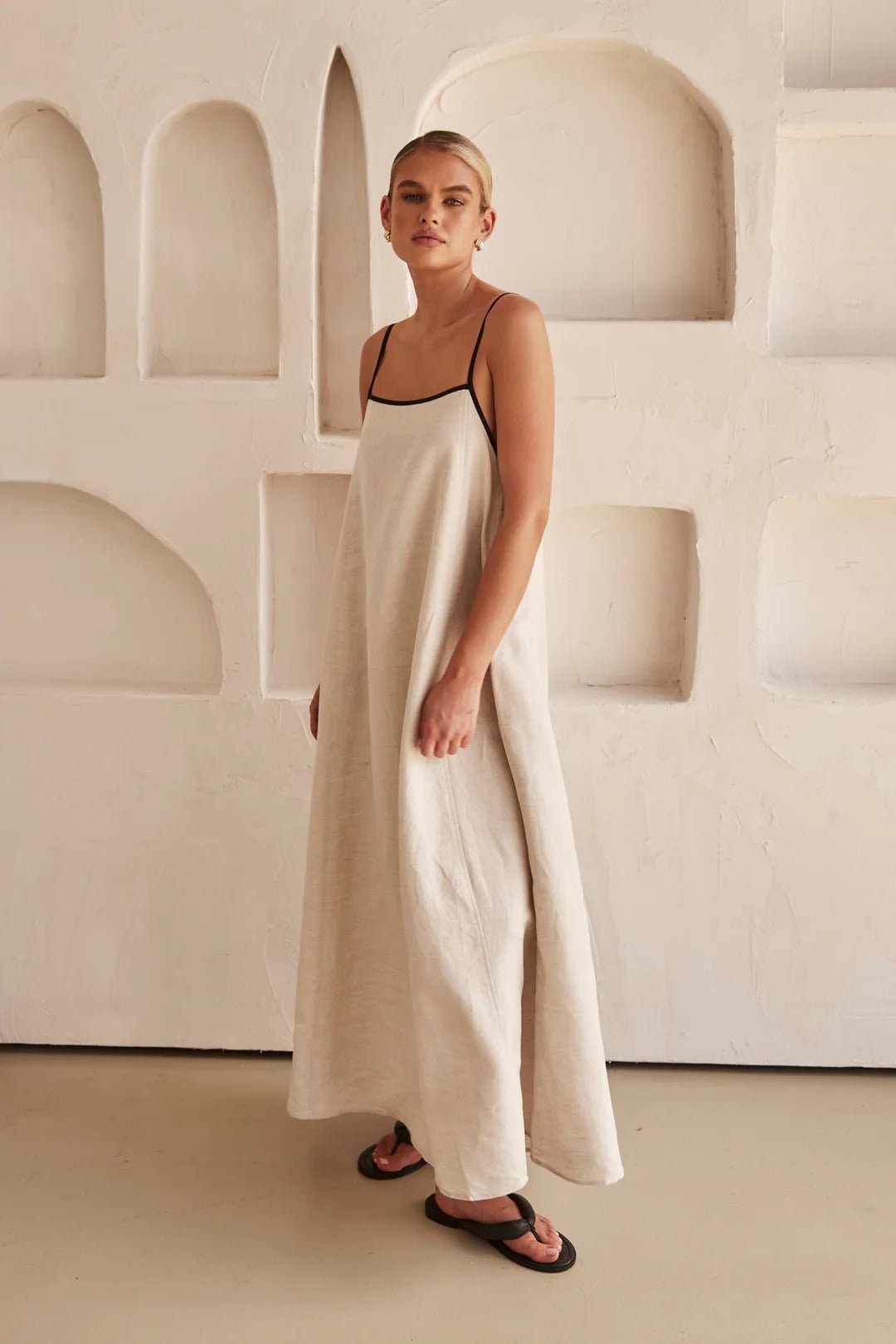 Damen Leinen Maxi-Kleid mit verstellbaren Trägern
