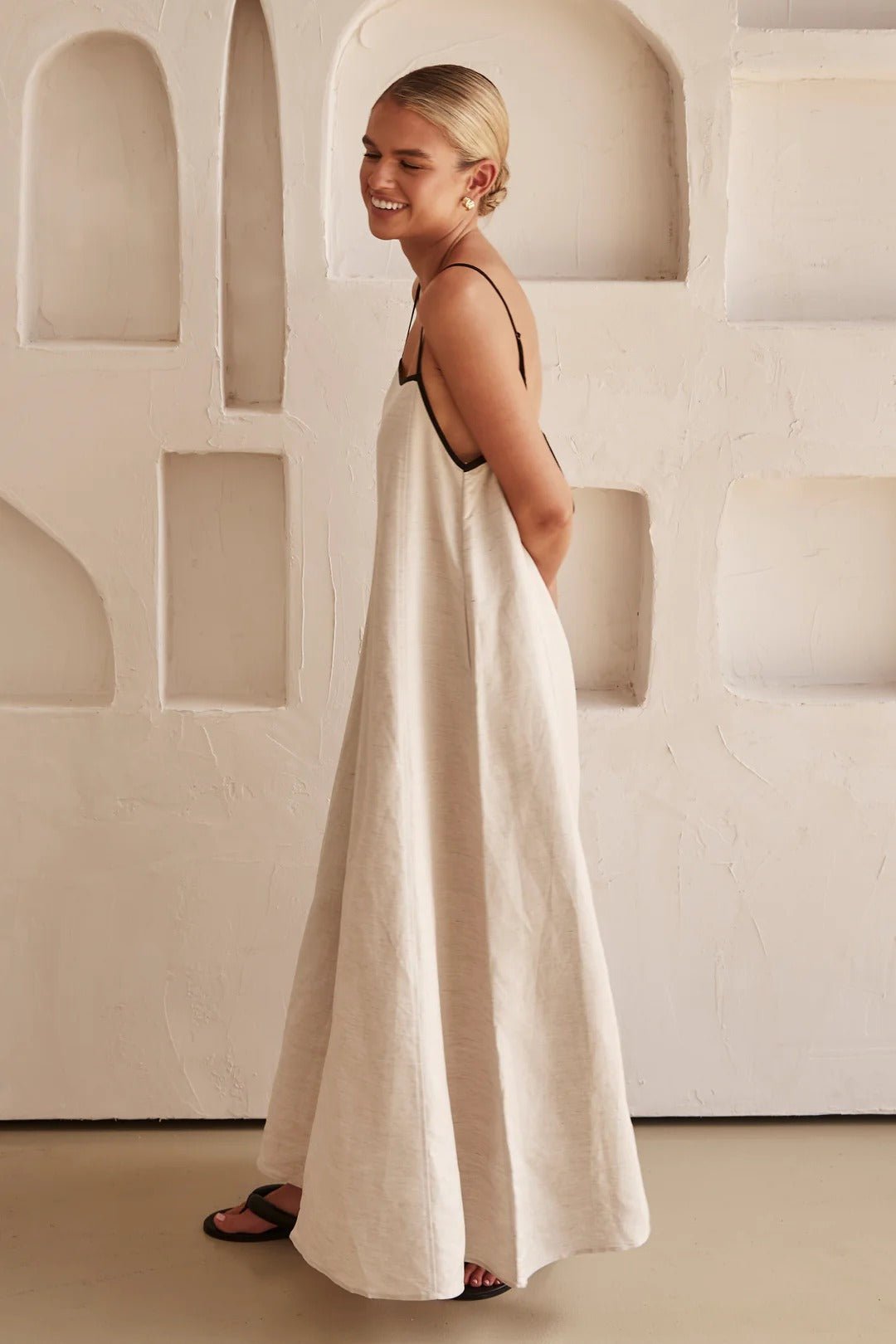 Damen Leinen Maxi-Kleid mit verstellbaren Trägern