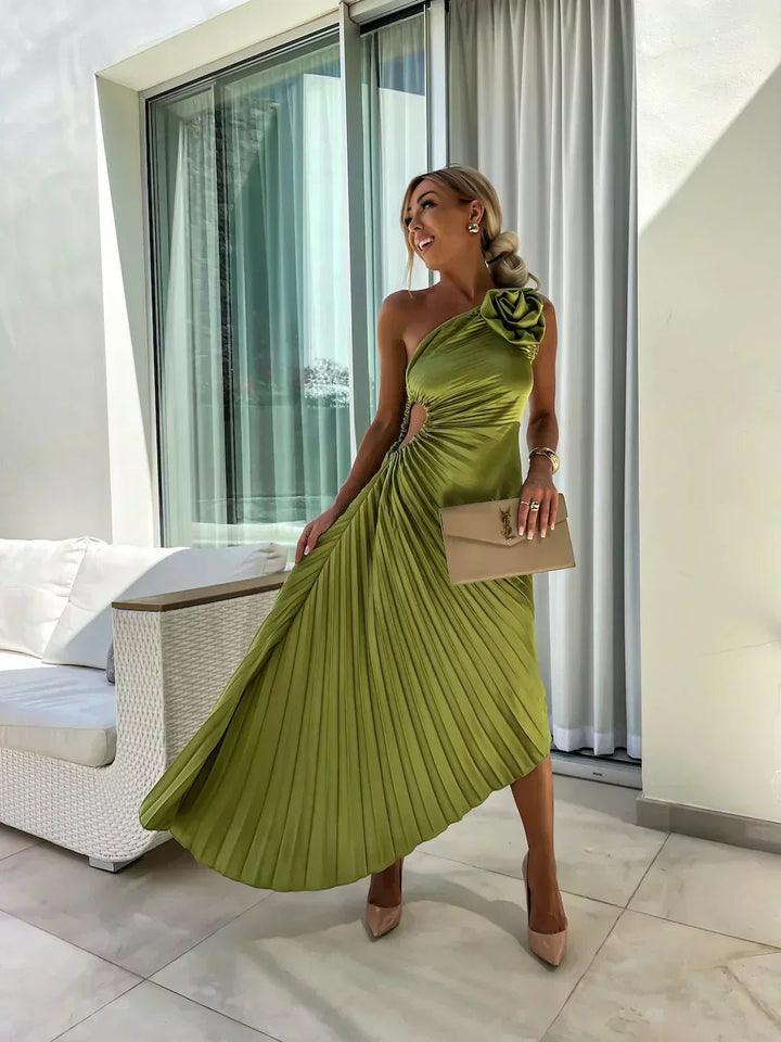 Damen One-Shoulder Plissee Maxi-Kleid mit Blütendetail
