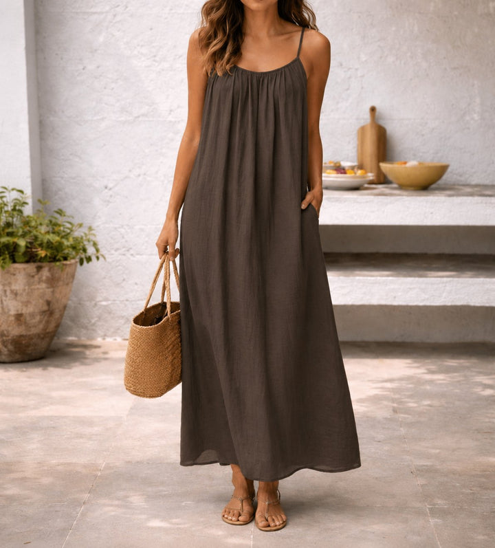 Damen Spaghetti-Träger Maxi Sommerkleid mit Raffung und Taschen - Braun