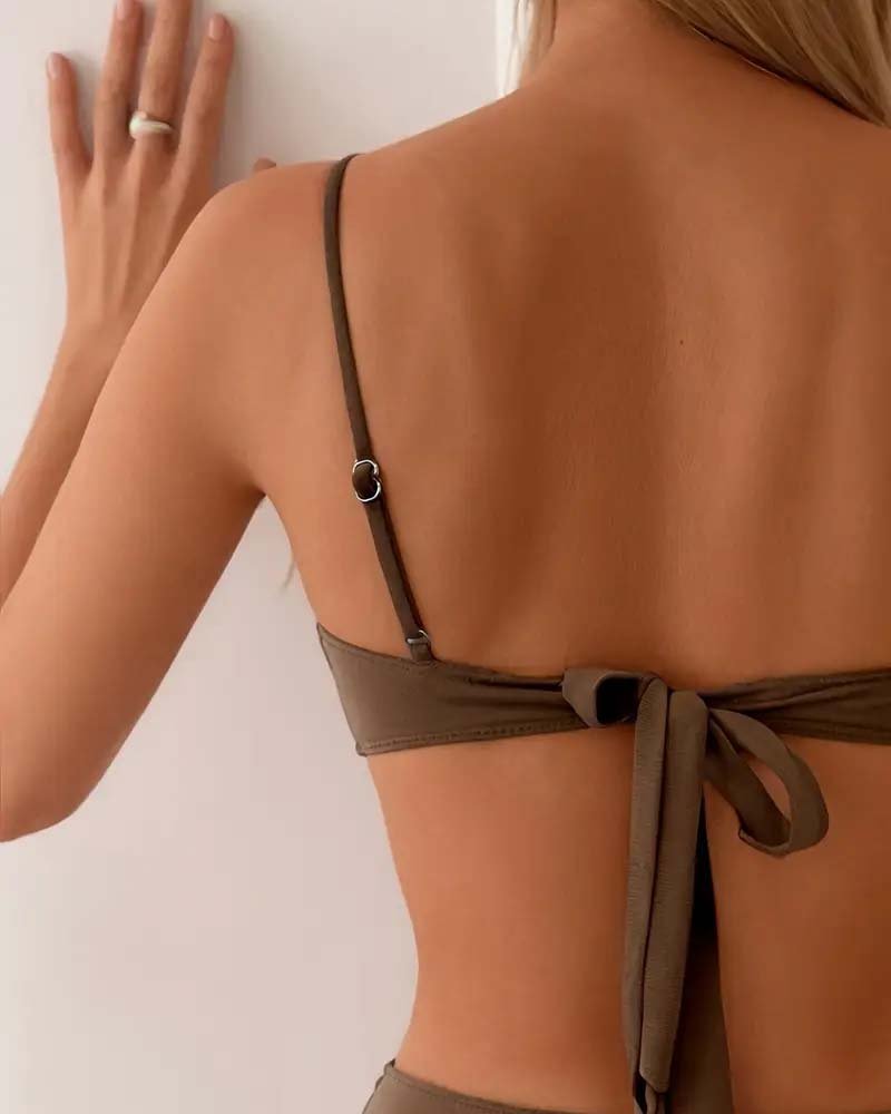 Damen Zweiteiliger Bikini mit Metallic-Akzenten