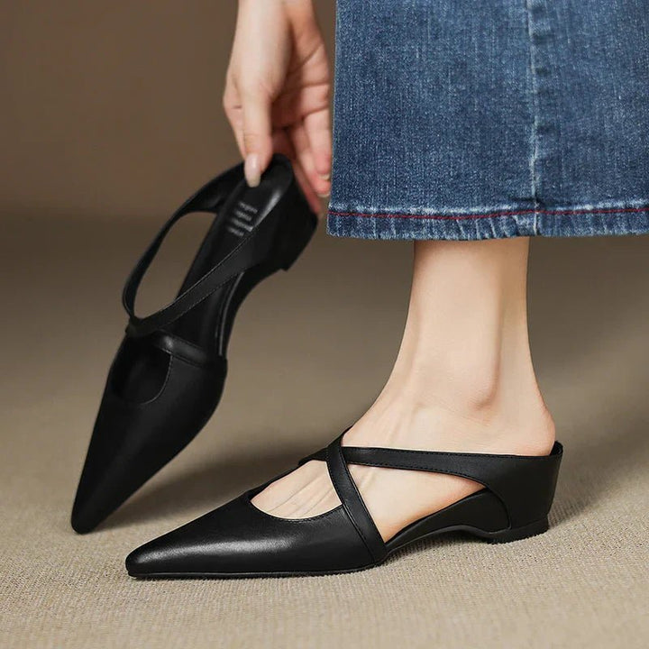 Leder Pantoletten Spitz Kreuzriemen Gepolstert - Black
