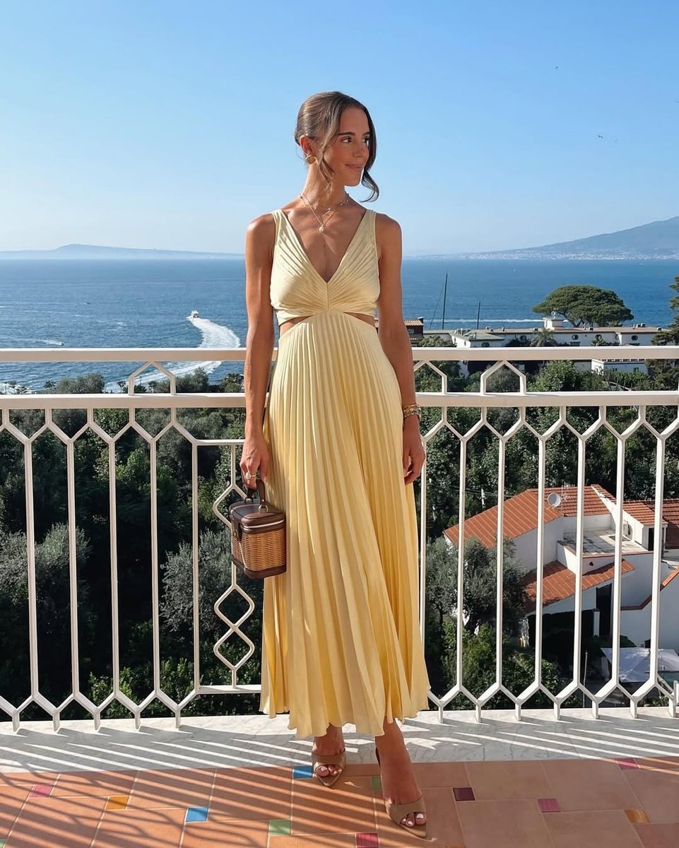 Madison Mother of the Bride Dress Plissiertes Maxi-Kleid V-Ausschnitt Cutout