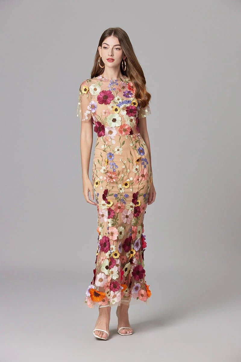 Maxi-Kleid ärmellos mit 3D-Blumen-Applikationen