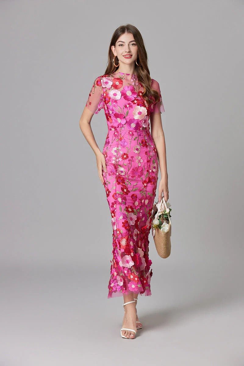 Maxi-Kleid ärmellos mit 3D-Blumen-Applikationen