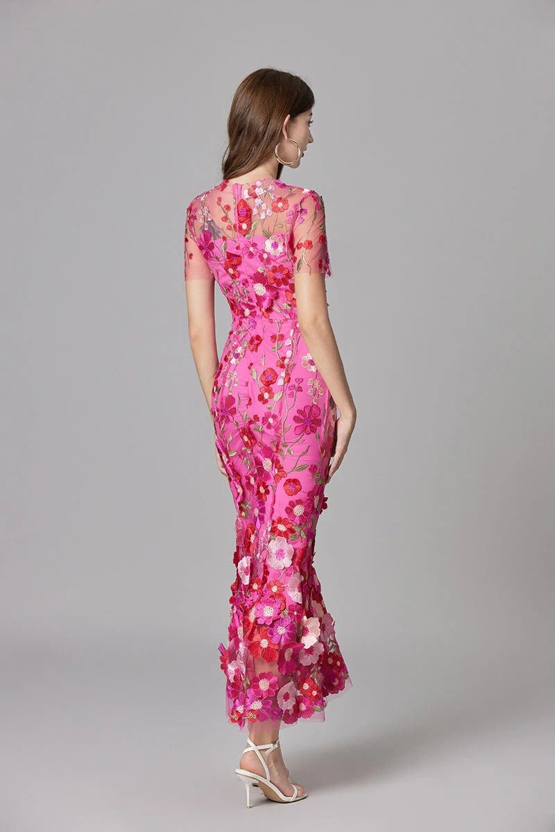 Maxi-Kleid ärmellos mit 3D-Blumen-Applikationen