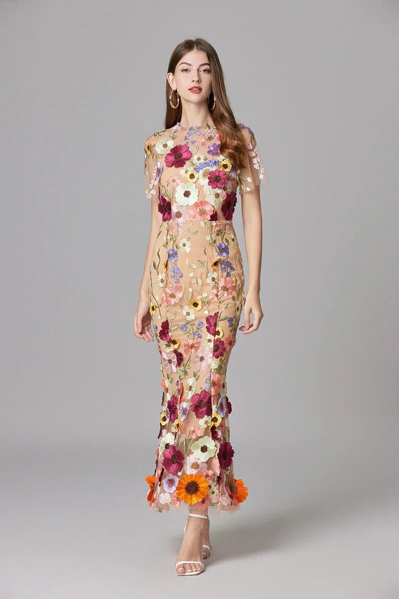 Maxi-Kleid ärmellos mit 3D-Blumen-Applikationen