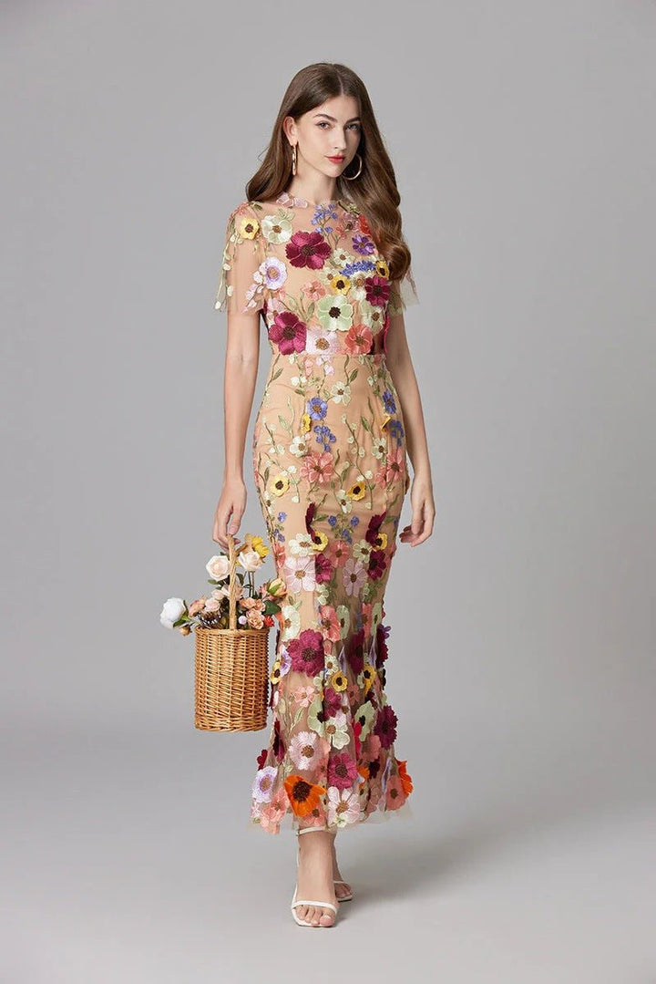 Maxi-Kleid ärmellos mit 3D-Blumen-Applikationen
